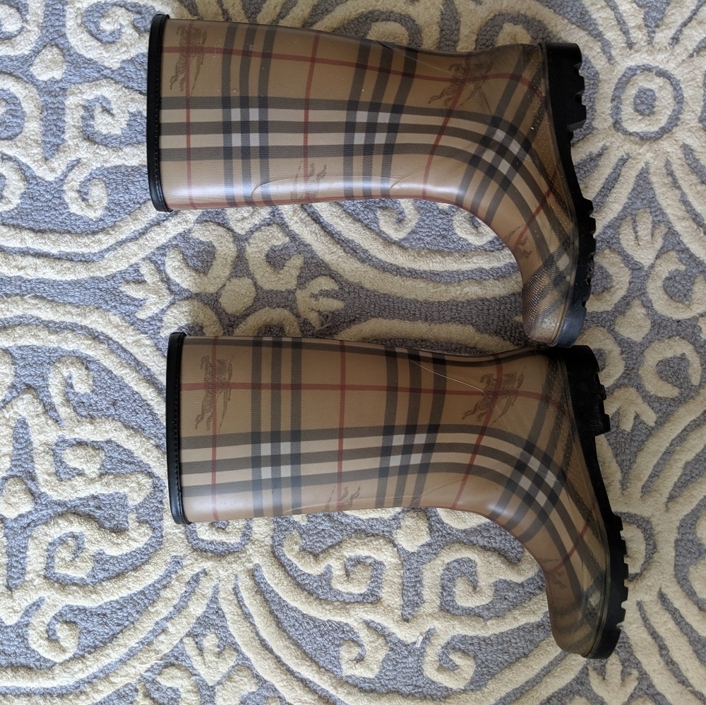 Burberry Rainboots